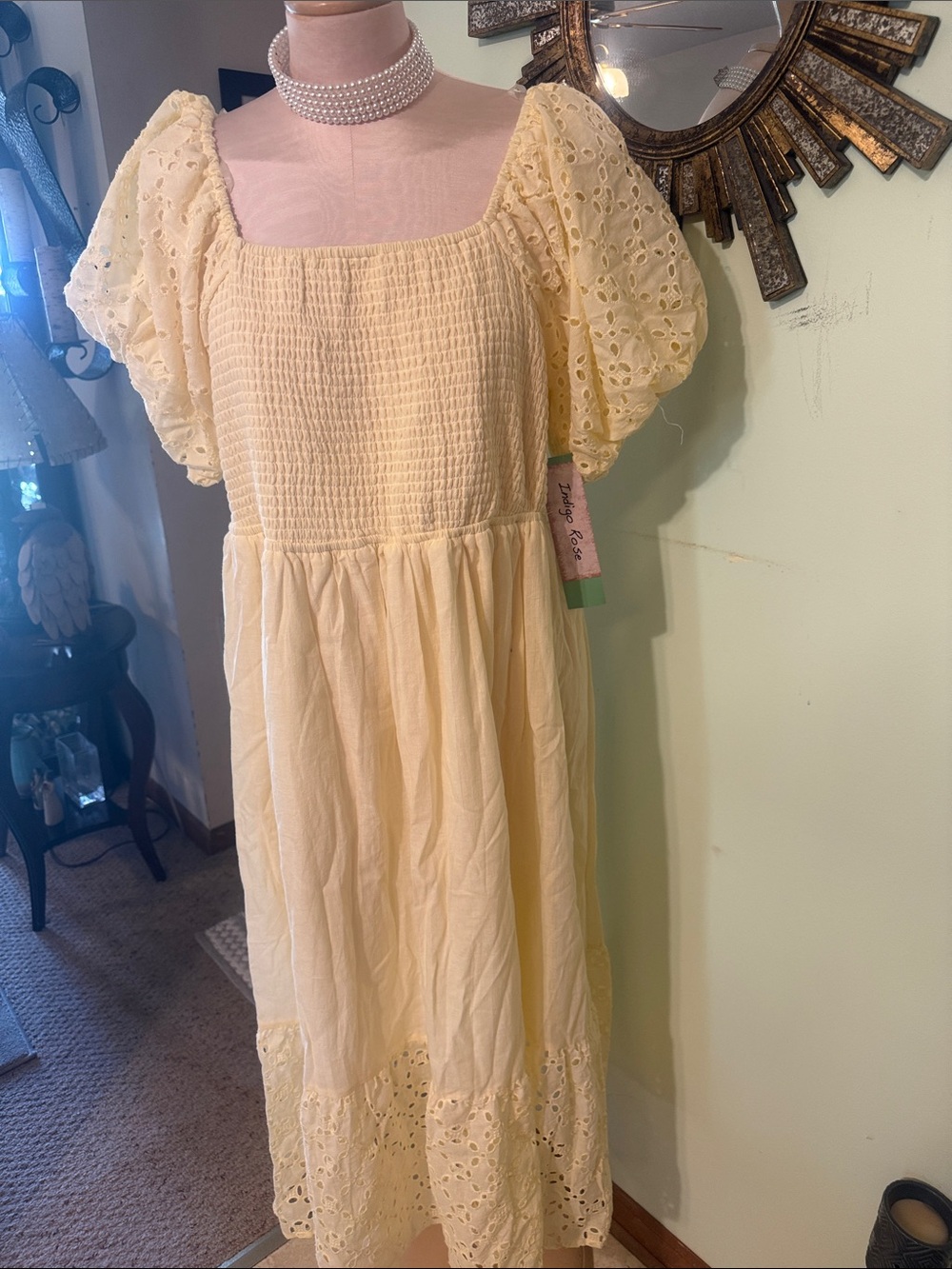 New Cream Puff-Sleeve Eyelet Dress
